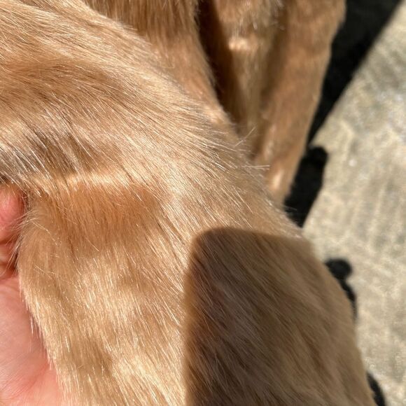 DB Fur Vest - Picture 6 of 6